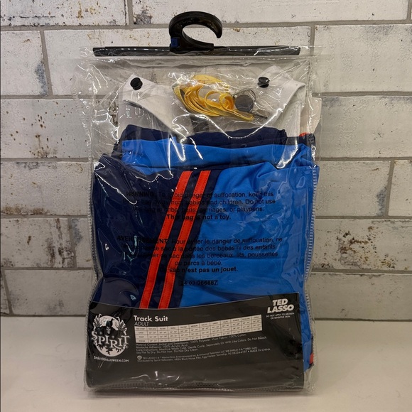 Ted Lasso Track Suit Costume Size XL - Picture 5 of 6